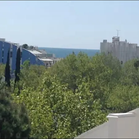 34m2 Avec La Terrasse 60m2, Aperçu Mer, Parking, Clim, à 150 M,wi-fi, Piscine Apartamento La Grande-Motte