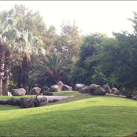 Apartment 34m2 Avec La Terrasse 60m2, Apercu Mer, Parking, Clim, A 150 M,wi-fi, Piscine *