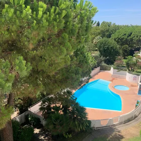 34m2 Avec La Terrasse 60m2, Aperçu Mer, Parking, Clim, à 150 M,wi-fi, Piscine Apartamento