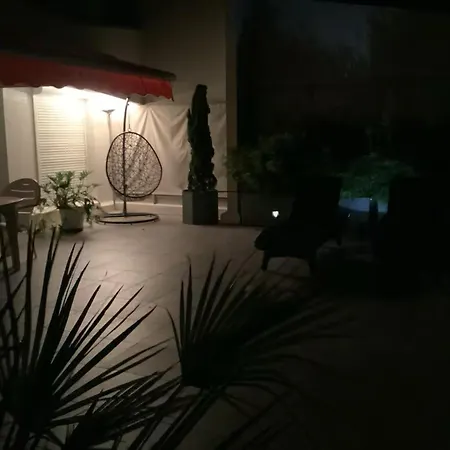 34m2 Avec La Terrasse 60m2, Aperçu Mer, Parking, Clim, à 150 M,wi-fi, Piscine La Grande-Motte